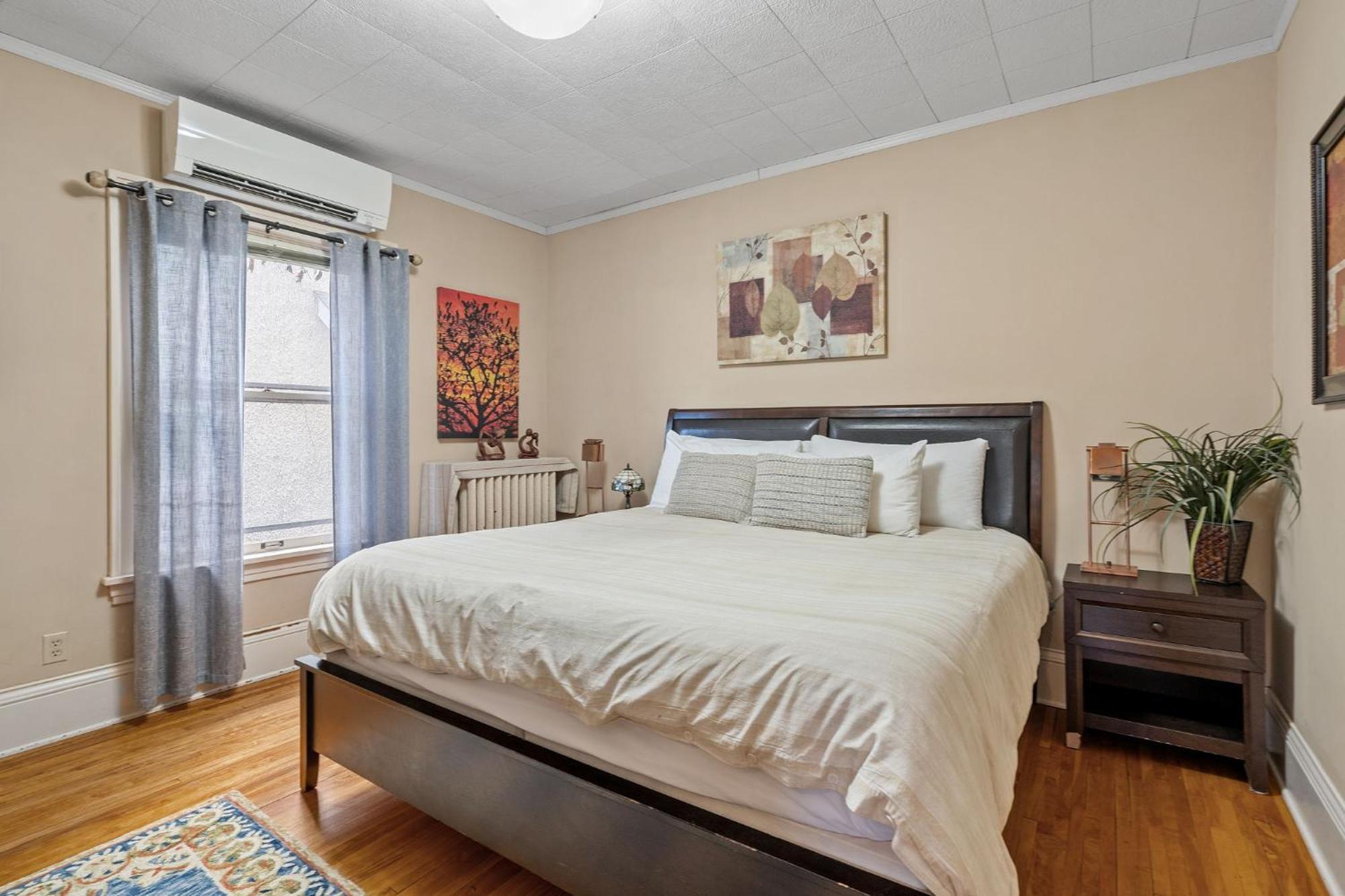 Uptown Urban Living Villa Minneapolis Exterior photo